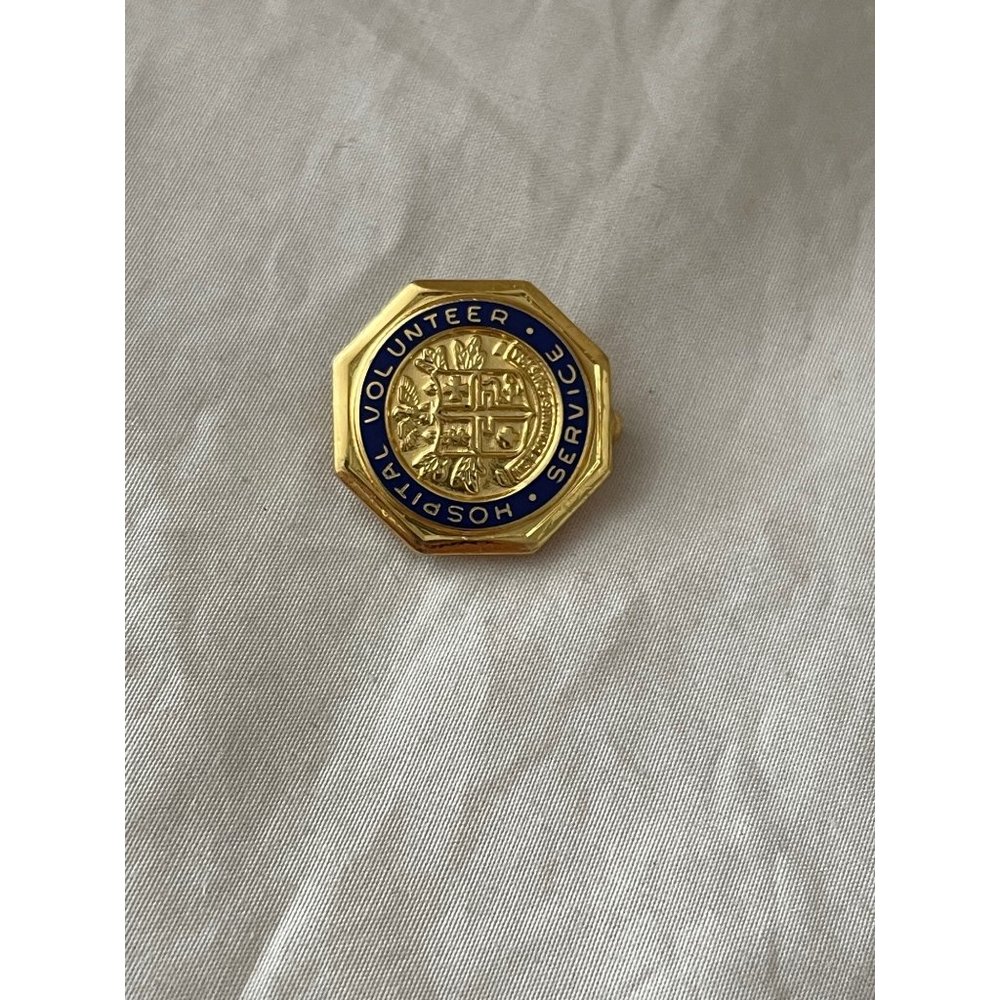 Hospital Volunteer Service Gold Tone Blue Resin Lapel Pin/Brooch